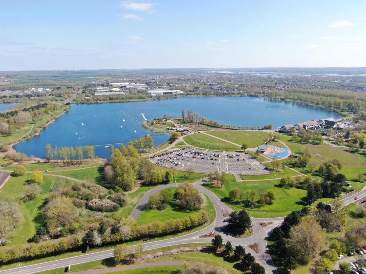 Campbell Park Apartment - City Centre - Free Parking, Balcony, Super-Fast Wifi And Smart Tv With Netflix By Yoko Property Milton Keynes Dış mekan fotoğraf