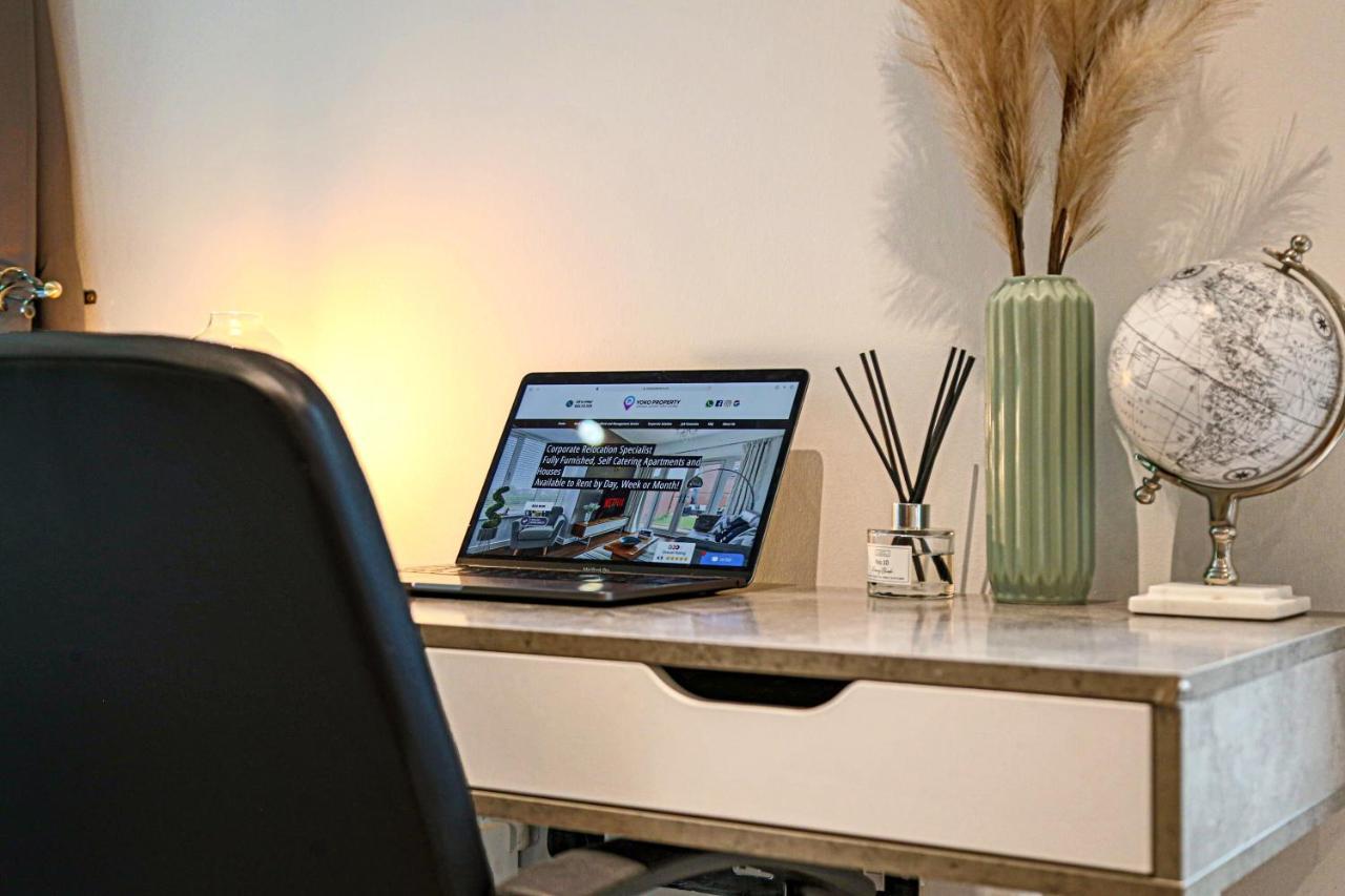 Campbell Park Apartment - City Centre - Free Parking, Balcony, Super-Fast Wifi And Smart Tv With Netflix By Yoko Property Milton Keynes Dış mekan fotoğraf